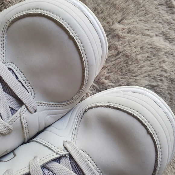 New Balance 813 - Picture 3 of 6